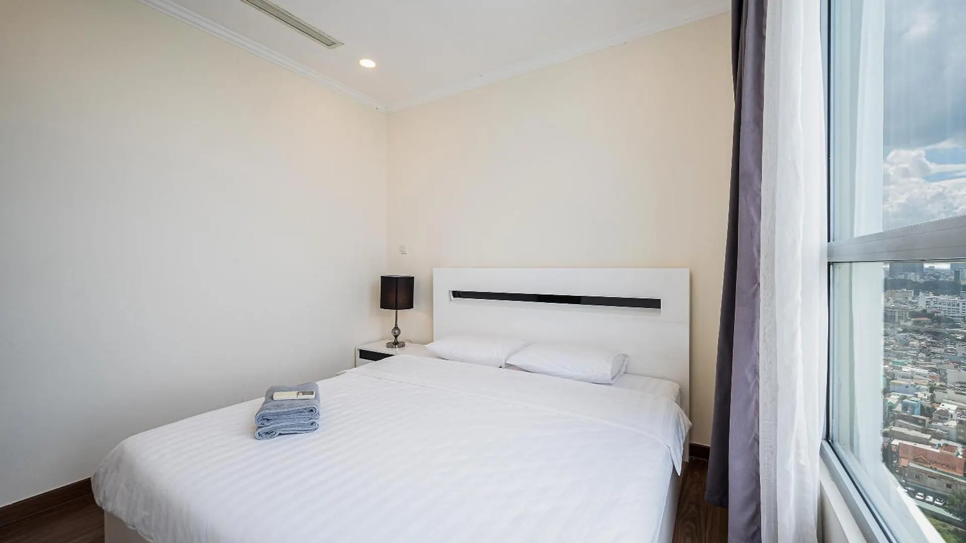 Landmark Plus Residences Luxury Suite Ho Chi Minh City Aparthotel