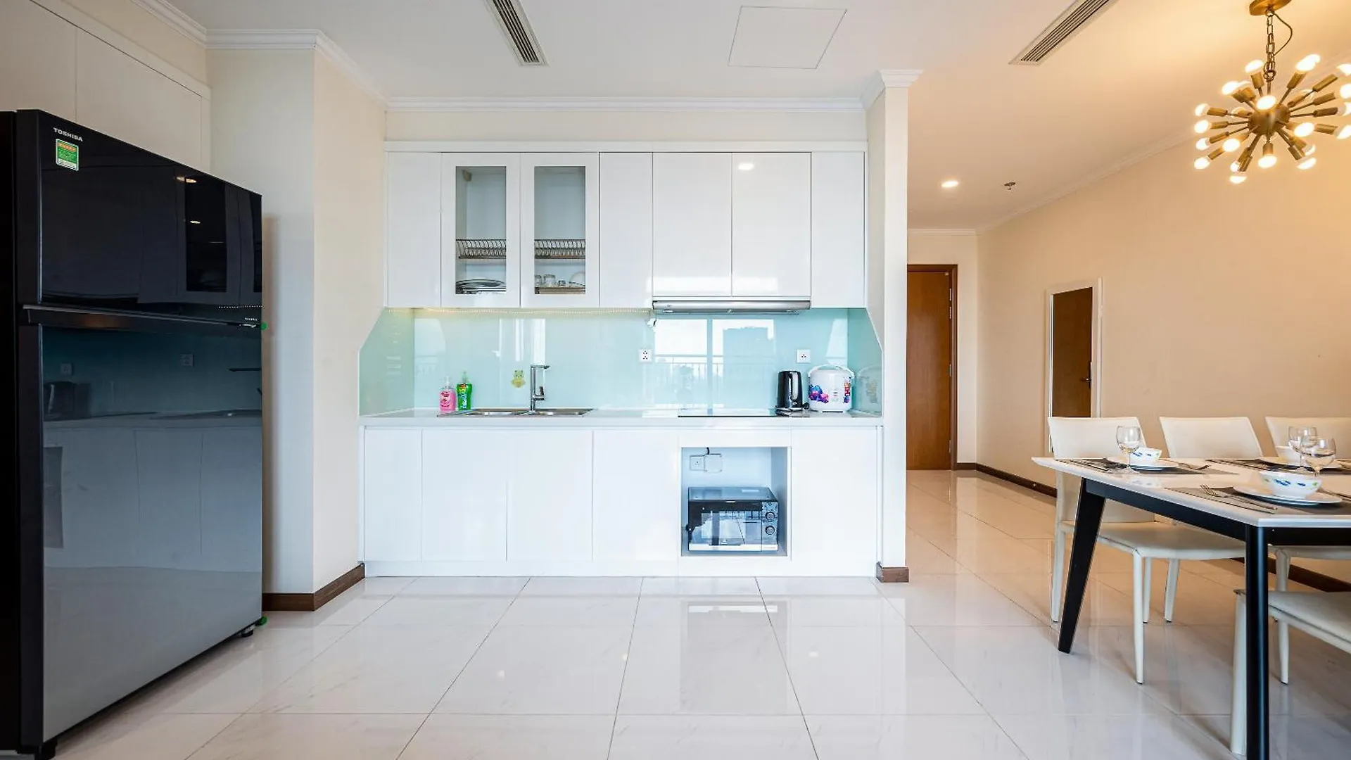 Landmark Plus Residences Luxury Suite Ho Chi Minh City 4*,
